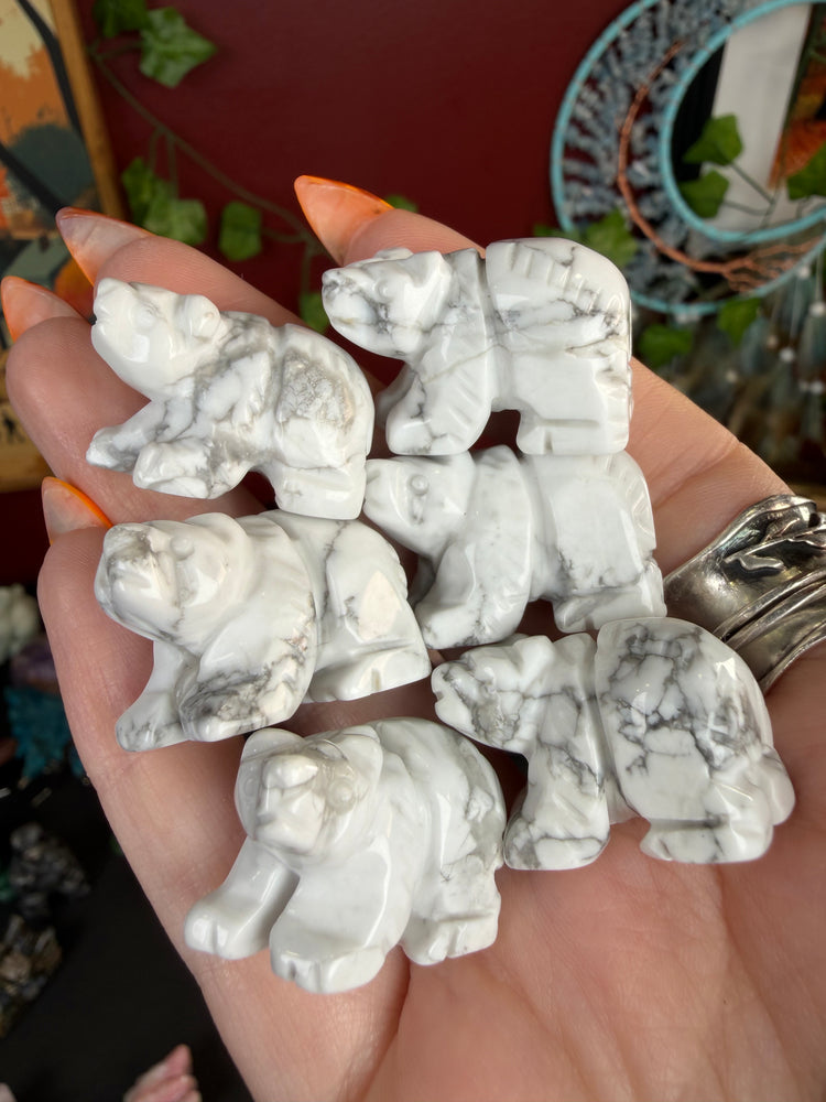 Howlite Mini Bear