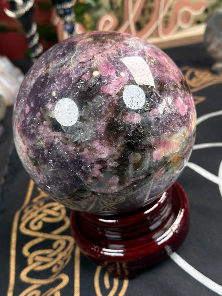 Unicorn Stone Statement Sphere