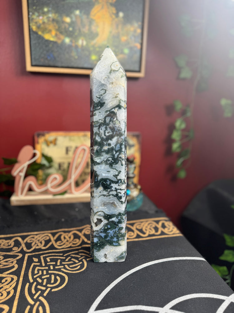 Moss Agate Statement Tower
